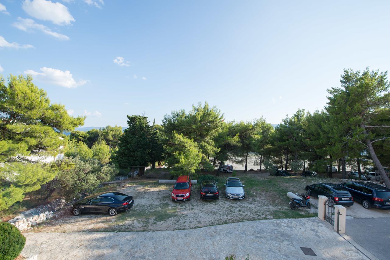 Sun House Apartments Bol Bagian luar foto