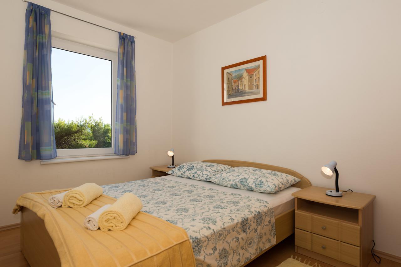 Sun House Apartments Bol Bagian luar foto